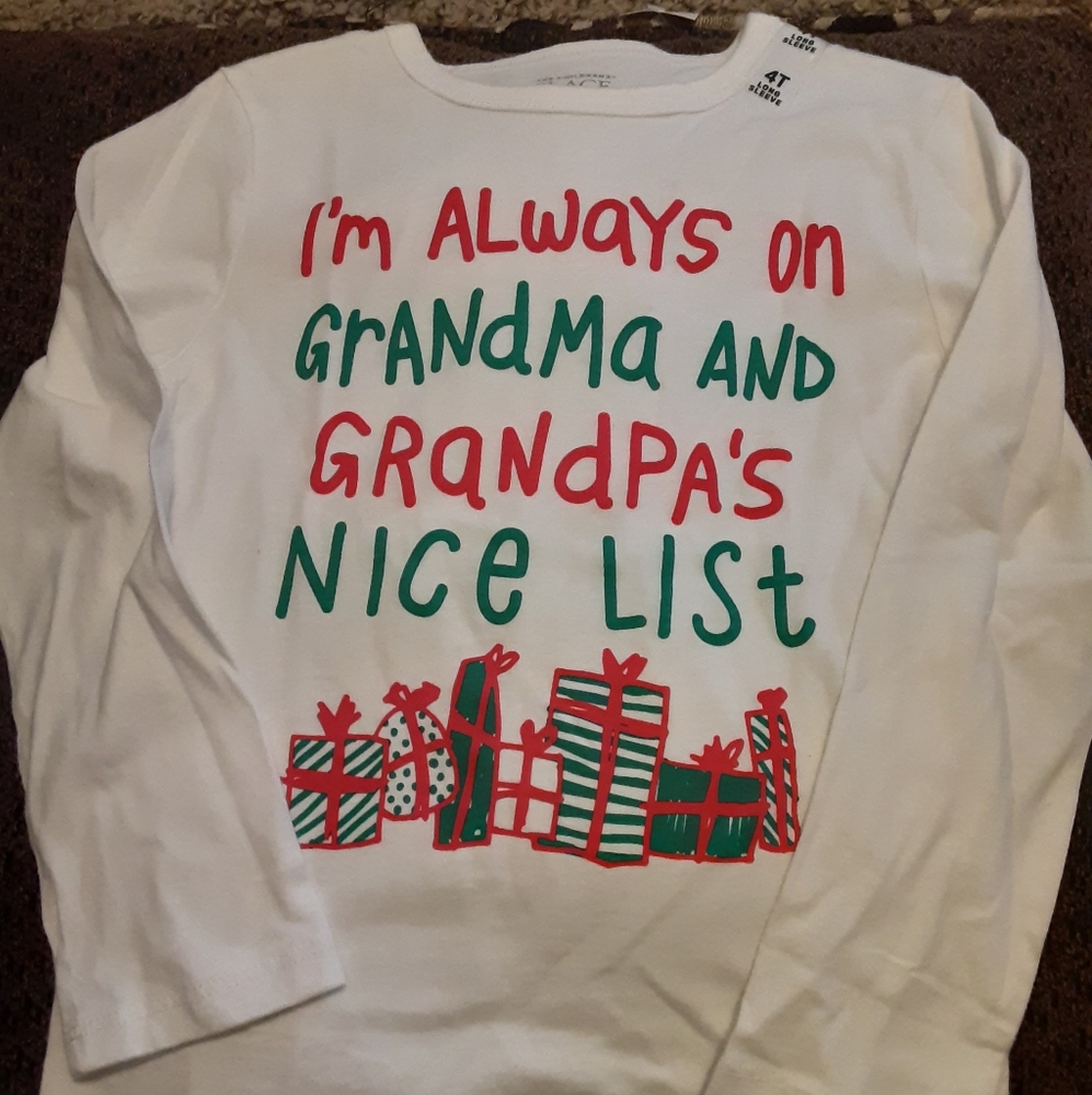 Size 4 grandmas list white shirt